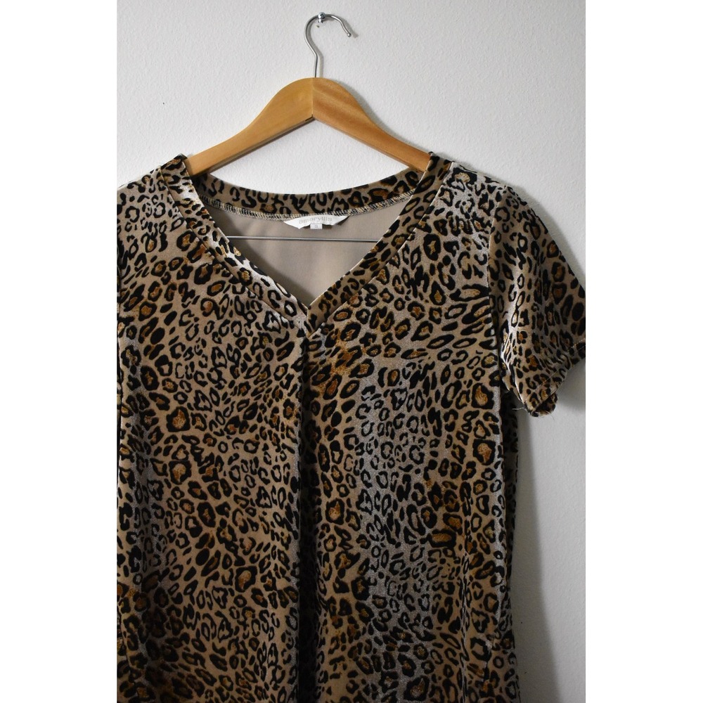 Amaryllis Leopard Print Velvet‎ V-Neck Top Women Size S Brown Excellent High-Low - Picture 2 of 6